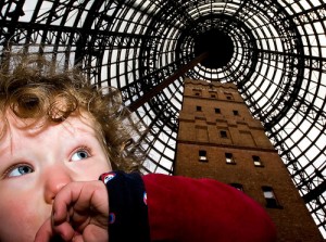 Wie wirkt Architektur auf uns? Wie wirkt Architektur auf uns? (Foto: Paul Hocksenar)