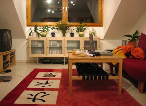 Nach Feng Shui Kriterien gestaltetes Wohnzimmer