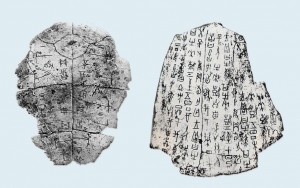 Orakel-Knochen aus der Shang Dynastie 1800-1200 v.Chr. sind Beleg für ein erstes Mond-Kalendersystem