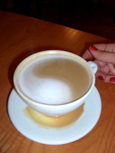Ich im Café.
