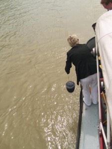 Wird immer beliebter, ist aber in Deutschland nicht erlaubt: Die Donaubestattung