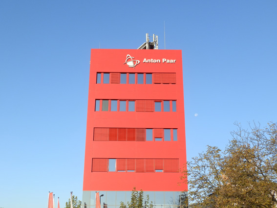 Ins rechte Licht gerückt: corporate architecture in Graz-Strassgang, Foto (C) Irmgard Brottrager
