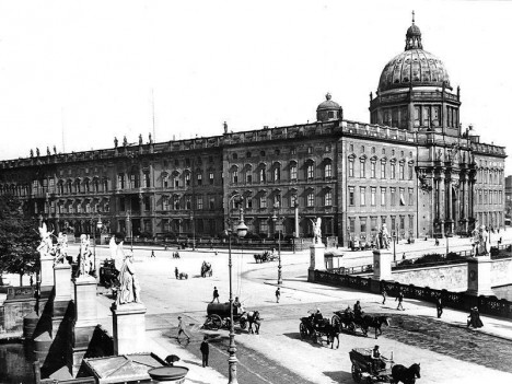 Berliner Stadtschloss um 1900 Berliner Stadtschloss um 1900