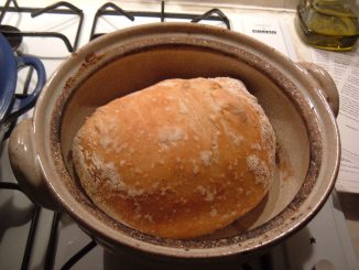 Keramik-Brottopf: Schimmelbildung vermeiden