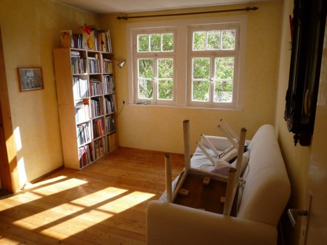 Mit einem entspannten Frühjahrsputz die Sonne in die Wohnung holen