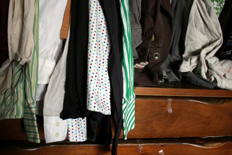 Zugemüllt: Der Kleiderschrank ist mehr als nur ein Aufbewahrungsort!