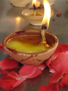 Die Rose ist eine vielseitig einsetzbare Heilpflanze - nicht nur in der Aromatherapie