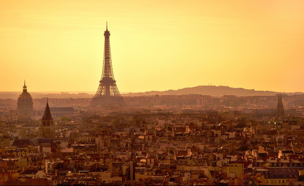 Paris im Sonnenuntergang: Naht das Ende des Abendlandes?