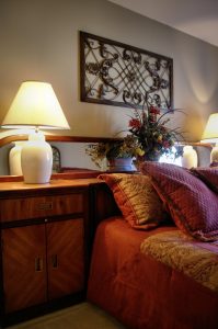 Hockerleuchte im Schlafzimmer