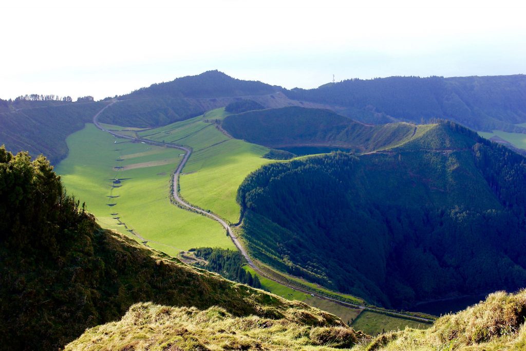  Sete Cidades ist ein Vulkankrater und liegt auf der portugiesischen Azoren-Insel SãoMiguel. Foto (C) Ravi Sarma / flickr CC By 2.0