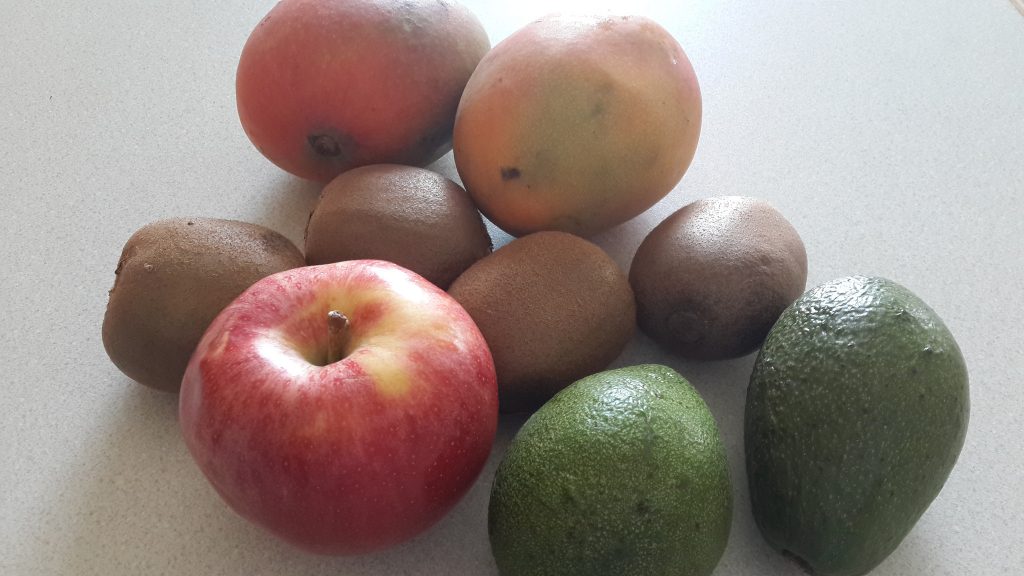 Wenn man Äpfel neben andere Obstarten legt, reifen oder verderben diese schneller. Foto (C) Denise Krebs / flickr CC BY 2.0