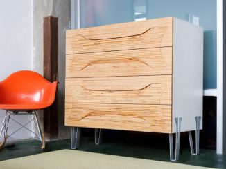 Ladenschrank mit sehr ungewöhnlichen Griffleisten, Foto (C) Associated Fabrication flickr CC BY 2.0