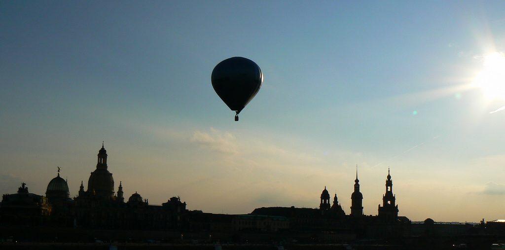 Das höhere Bewusstsein ist vergleichbar mit einem Heißluftballon, der den Überblick ermöglicht. Foto (C) dierk schaefer / flickr CC BY 2.0